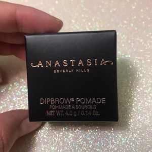 Anastasia Beverly Hills Dipbrow Pomade